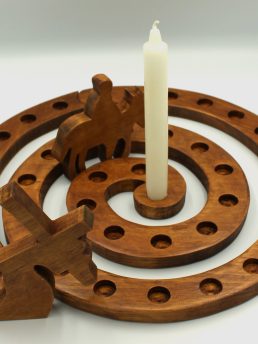 Do Berço à Cruz - Calendário de Advento em Madeira